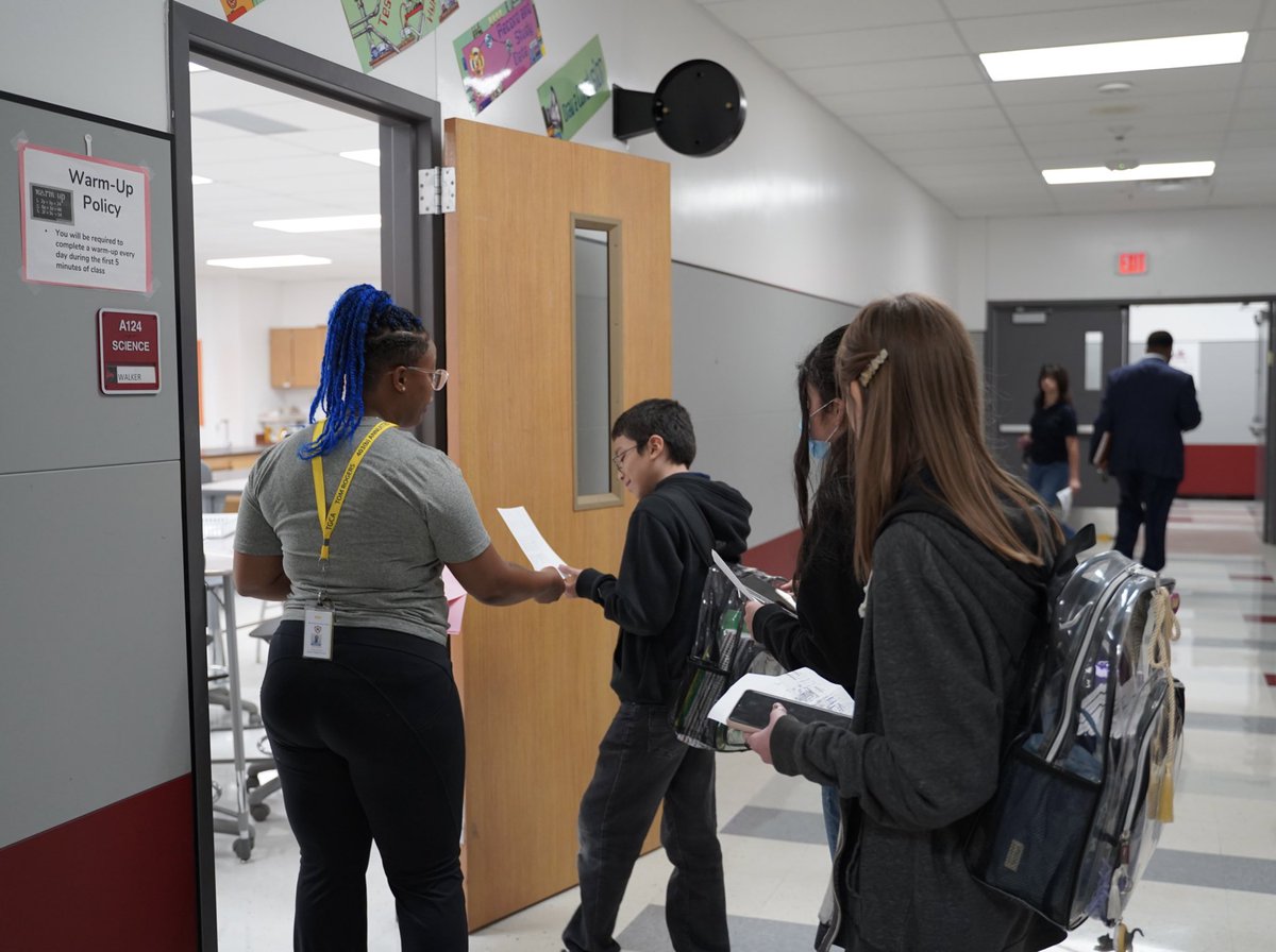 ManorISD's tweet photo. Our Manor Middle School admin and staff hit the ground running striving for excellence! Their motto for this school year is MAKE IT HAPPEN! We just know it’s going to be an amazing year! @SpencerAndreD #MakeItHappen #ManorISD #ScholarsFirst #ScholarsOfManor https://t.co/67VXQMLWHK
