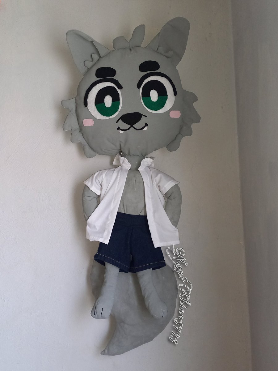 FrenceBlueFB's tweet photo. No tenía claro que hacer tiene unos meses que lo hice para mi mamá le gustó y lo colgó en la entrada de la casa xD @BobicraftMC https://t.co/7ZF5MVBser