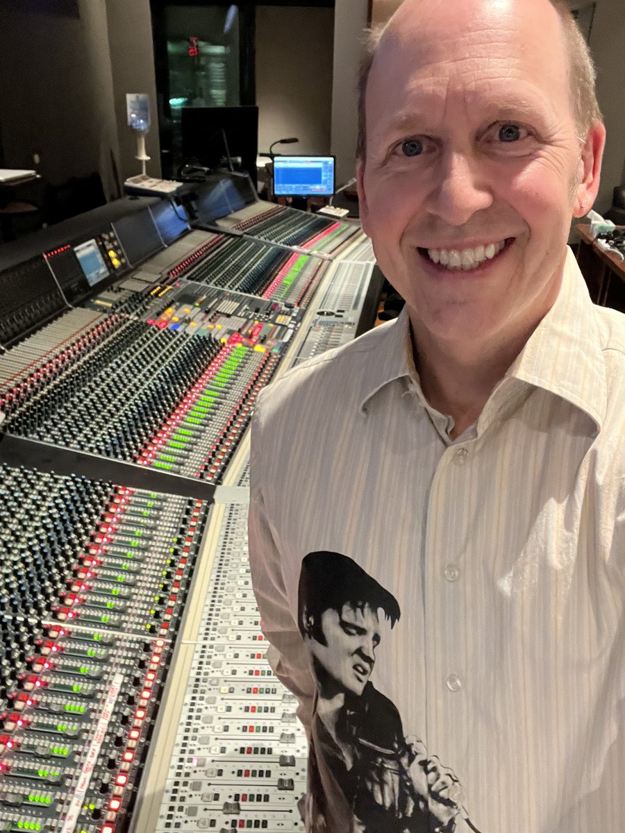 BrianVibberts's tweet photo. Celebrating ELVIS today!
Jan 8, 1935 - Aug 16, 2022
Hence, the Elvis shirt. 😂😂
At the Eastwood Scoring Stage at Warner Bros 🎶🎵
Who else is celebrating ELVIS Today?
@BrianVibberts
#elvis #theking #elvismovie #elvispresley #scoringstage #neve #console #music https://t.co/oPKMG0RcOU