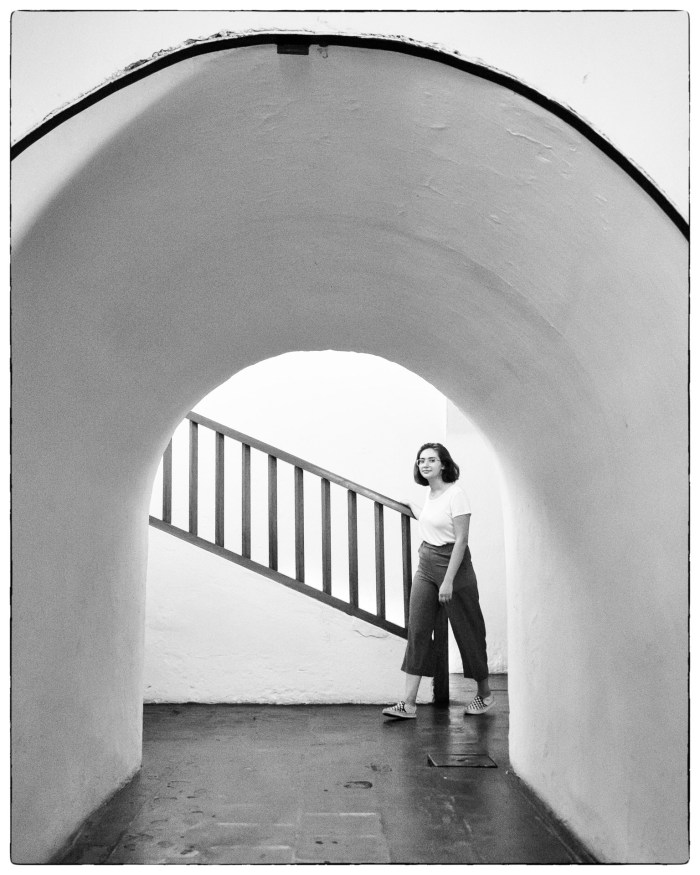 rudygiron's tweet photo. #PhotoTip — Use arches as creative frames to focus the viewer's eye on the subjects in your pictures. I hope you like it as much as I do. Cheers!
#creativeframes #blackandwhitephotography #antiguaguatemala #guatemala #streetsnappers #conquerthestreets https://t.co/VtghQMNAeS