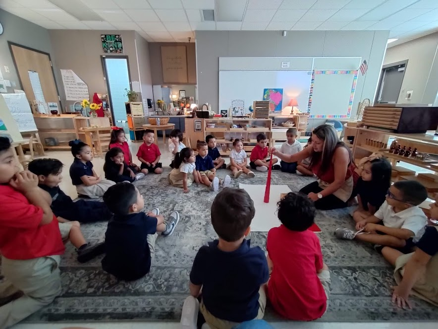 purple_aurea's tweet photo. Learning in the Montessori Classroom
@Herfurth_Bronco 
#GarlandISD Magnet Programs
#TheGISDEffect #thegisdeffect https://t.co/EE4J4I0rg1