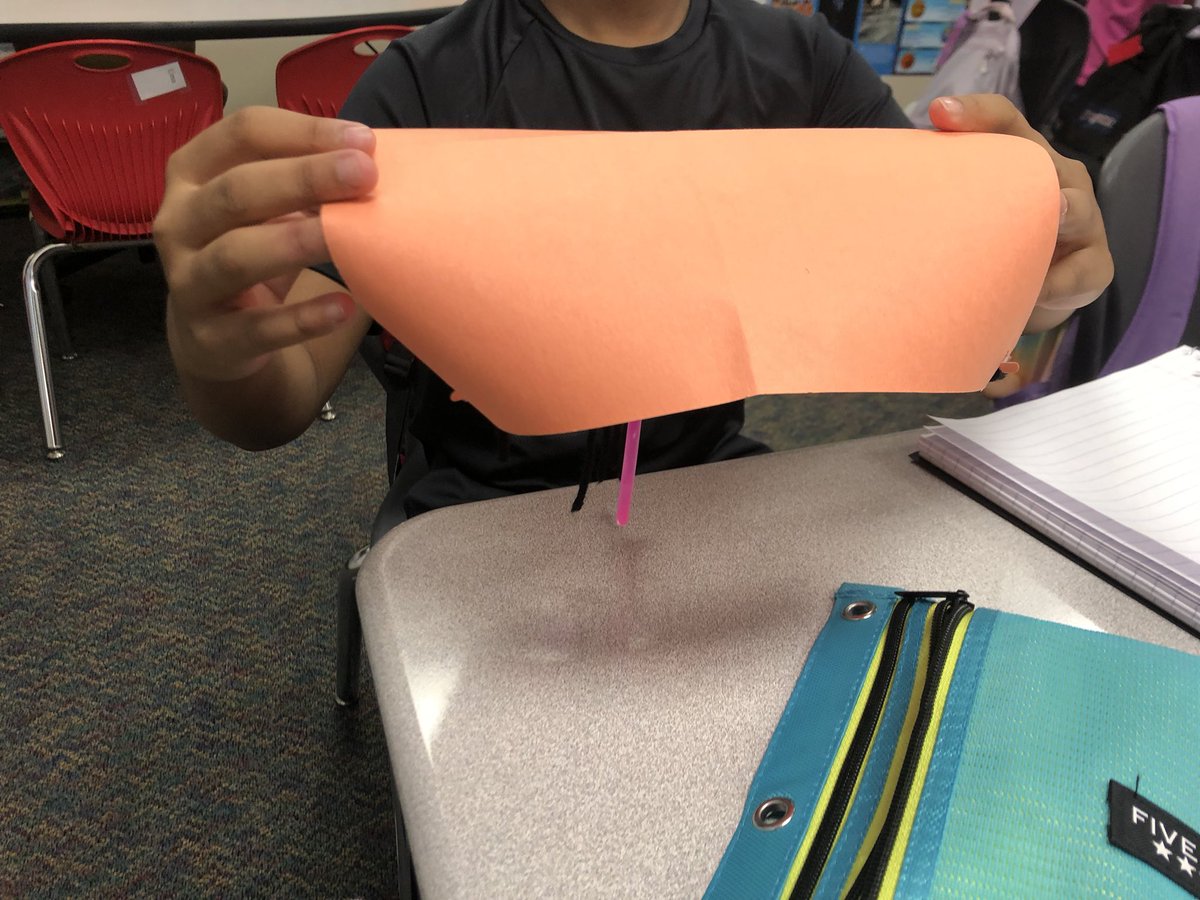 UmaDeviViswana4's tweet photo. Students made their parachute canopies for their scientific investigation. @FBISDSTEM https://t.co/MJlTtFpZKw