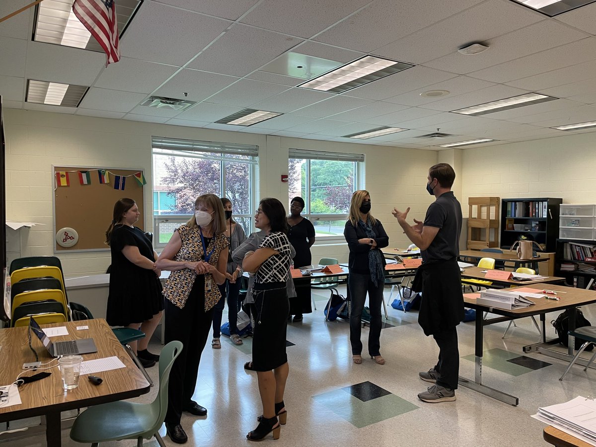 ERowdenAPS's tweet photo. Day 2 BASE Camp was kicked off with a Mindful Practice session, APS Overviews, and content sessions! Thank you Academics, Special Education, and DEI Offices for welcoming our new educators!! @APSlearns @ssarber #APSBASECamp22 https://t.co/8P1959rKzi