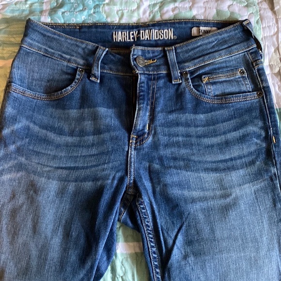 So good I had to share! Check out all the items I'm loving on <a href="/Poshmarkapp/">Poshmark</a> #poshmark #fashion #style #shopmycloset #zyia #sundry #harleydavidson: posh.mk/ty8PsRc8xsb