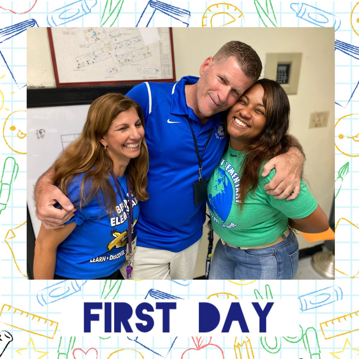 Happy school leaders on the first day of school! 😁😁😁
#BCPSFirstDay @PrincipalDSmith @AP_Pinder_BES @browardschools