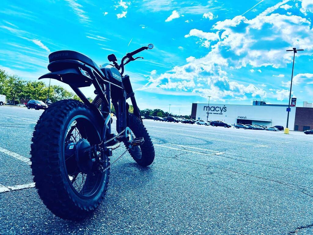 TechAndMusicFan's tweet photo. I take so many pics of my @super73 #RXMojave. I have so much fun when I just go out and take a ride. This is easily one of the best purchases Iβve ever made. #Super73 #Ebike #ILoveMyBike #IAmOutside #TheySeeMeRolling. https://t.co/7pgGFTZ2hy https://t.co/CqrXp5hZne