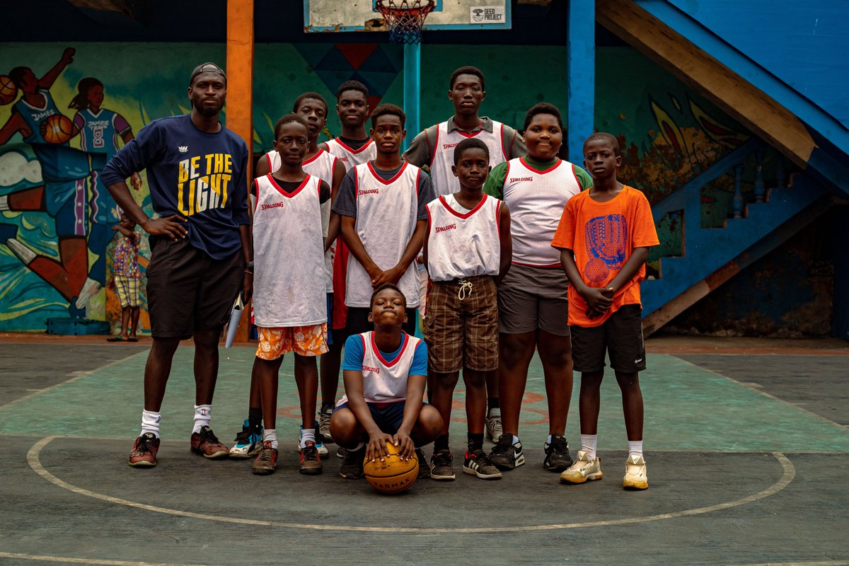 mistermaja's tweet photo. I found myself in Jamestown at the Accra Youth League (AYL). I was there to take photos of the future of Ghana basketball putting in the needed work powered by @DCDynamics https://t.co/H2cgidUsMJ
