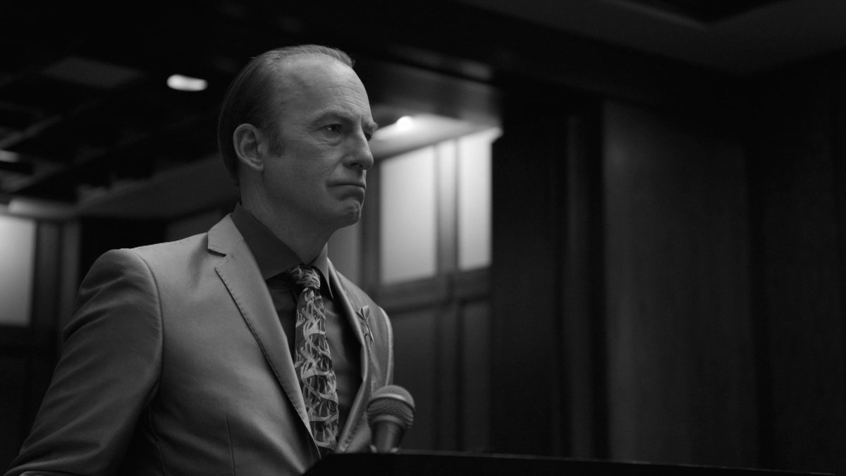 JPac_man3's tweet photo. LA HISTORIA MEJOR CONTADA DE LA TELEVISIÓN. 

#BetterCallSaul cierra perfectamente, no hay peros, es excelente; mejor aún, cierra por completo el universo de Breaking Bad.

Vince Gilligan hace de Saul Goodman el mejor personaje de todos. Bob Odenkirk merece el Emmy. https://t.co/WdIZEN5NWz