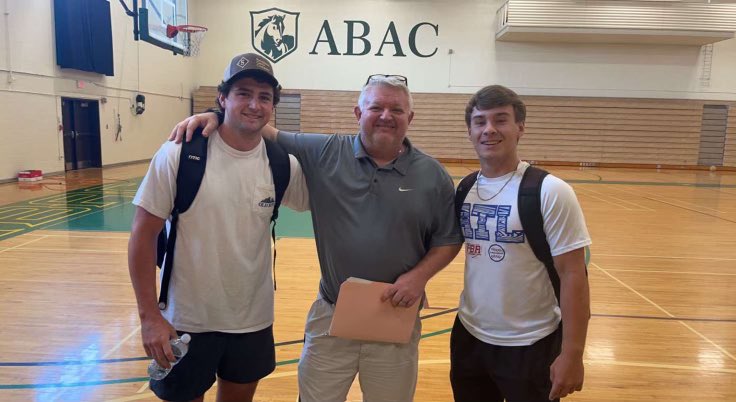 ABACBaseball's tweet photo. Coach Ballenger is head of our Physical Education Department! Ready to get rolling in class this semester! #RARE #picswithprofessors https://t.co/sPlcRNch3U