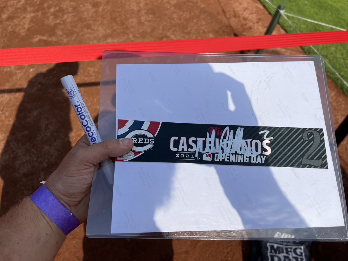 SirBoywonder513's tweet photo. Thank You @Reds And Thank You Nick Castellanos ! #Blastellanos #BestPlayerInBaseball #Phillies https://t.co/CHhKWoYUSu
