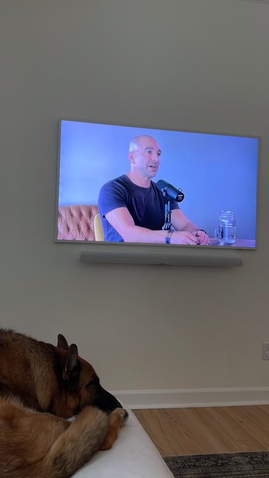 Finally a podcast that covered women&rsquo;s hormones and longevity! @PeterAttiaMD @hubermanlab https://t.<a href="/tag/starlink"class="tags"><span>#starlink</span></a>