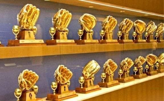 caraquistas's tweet photo. Países con más guante de oro en las grandes ligas..😮 
🇻🇪 54.                        
🇩🇴20.                 
🇨🇺 17                   
🇵🇷17                  
 🇨🇼 13                                    
🇲🇽5.                  
 🇨🇴3                           
🇳🇮1
Y seguimos contando! https://t.co/ZwGPeb8xzf