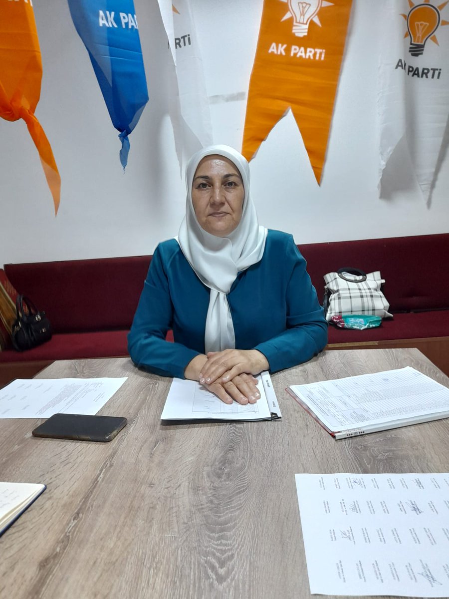 PolatliAkKadin's tweet photo. Haftalık yürütme ve yönetim kurulu toplantısı Kadın kolları başkanımız Fatma Erten başkanlığında gerçekleştirildi
@aysekesir @hatice_cakmak_ https://t.co/wSz3HdDTLj