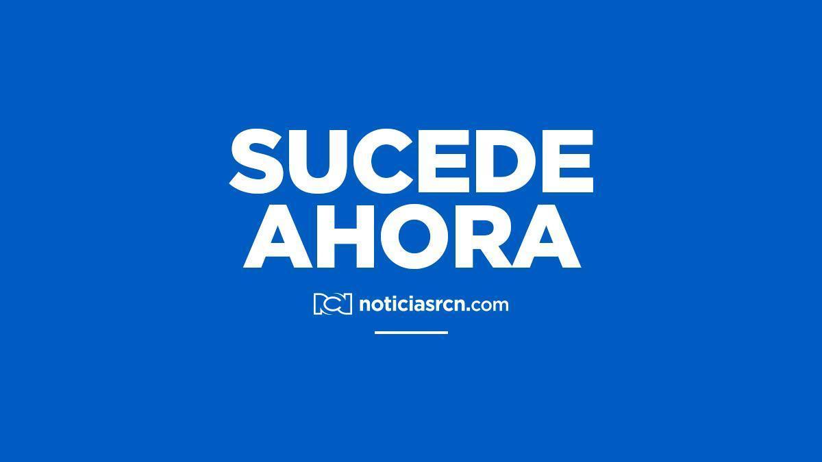 NoticiasRCN's tweet photo. #Noticia | El presidente Gustavo Petro canceló esta tarde el primer evento de reconocimiento de tropas en la escuela José María Córdova. Según dijo su equipo, se debe a reuniones urgentes y privadas de gobierno. Periodistas y militares se quedaron esperando su presencia https://t.co/tD4PtLVVzb