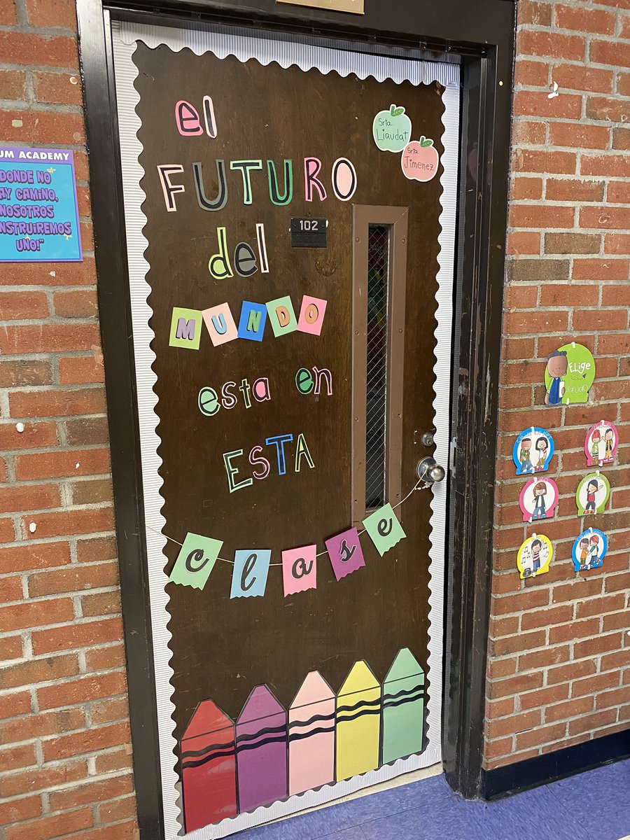 MsLiaudat's tweet photo. Doors and bulletin boards girl is back! 😂 Ready for another AMAZING year and excited to share it with @ximejz9 ❤️ working hard side by side since day 1! Looking forward to rock it all together! 🇨🇴🇦🇷 @ParticipateLrng #unitingourworld @ECPSchools_NC #kindergarten https://t.co/fUkYYZyTMK