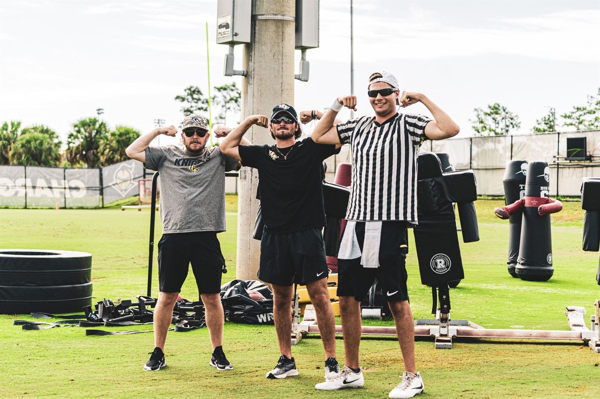BradEqMgr's tweet photo. When people ask, “how you feeling about this coming season?”

REAL STRONG! https://t.co/L7XvZ8GQVd