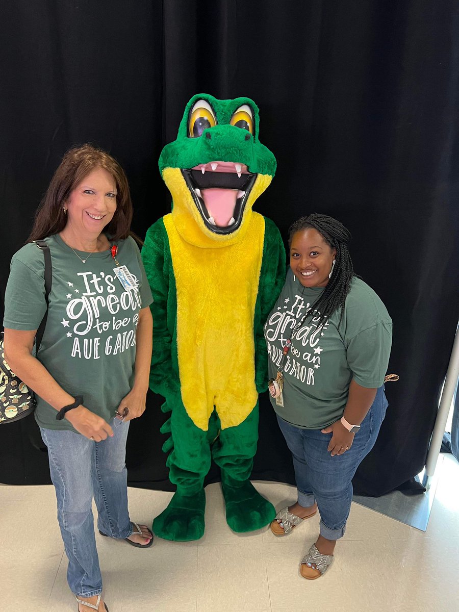 Shirlyn Davenport tweet media