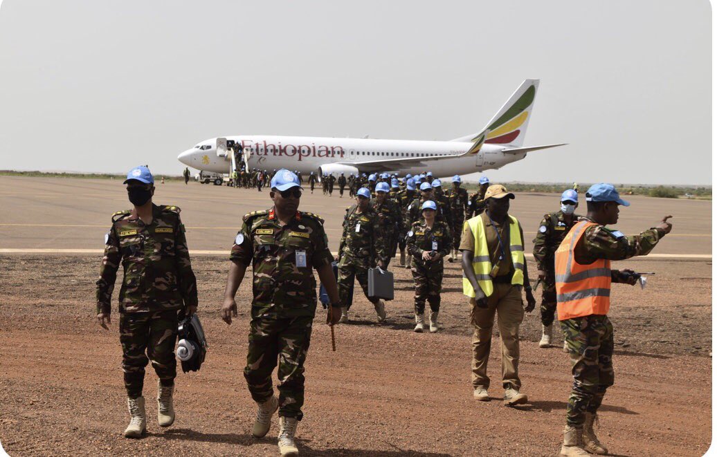 SahleWorkZewde's tweet photo. Our national flag bearer @flyethiopian is not only transporting passengers and cargo. It’s seen here today participating in @UN_MINUSMA troop rotations in #Mali. We are proud of its contribution to peace and security in this sisterly country and beyond! https://t.co/viqGR3wRMc