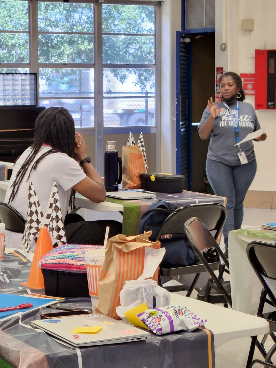 BetsyRossElem's tweet photo. Our leaders are setting the tone with campus expectations. We are committed to providing quality Tier 1 instruction to move the needle this year! 🏁🚗 #DRIVEtheROSSWay @AhmeshaG @JElizon23 @EmilyMe10531515 @Tareese8 @ray4d_thebetsy https://t.co/Z5eWOif2n5