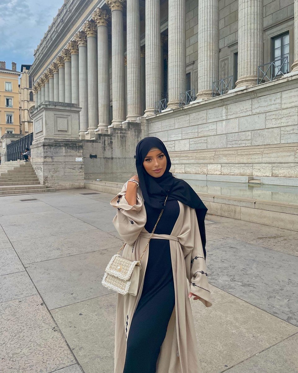 Nesrine🕊 tweet media