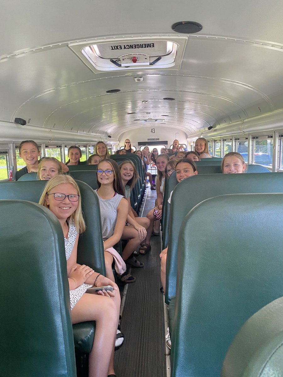 KBrownAWJHS's tweet photo. Our 7th and 8th grade volleyball teams are ready to go for our 1st match today! 🏐🔵⚪️ @AWJHAthletics @AWVball #GoGenerals #BeatTimberstone https://t.co/Uw871LaOsl