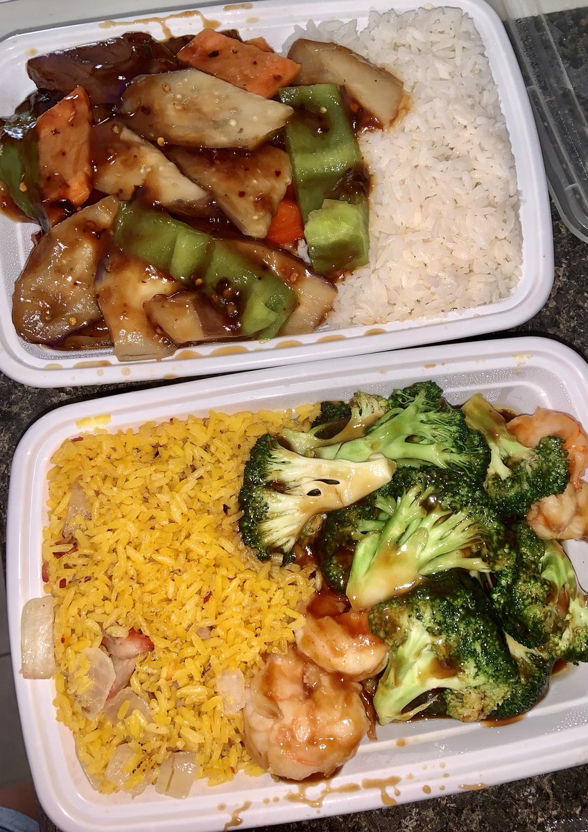 MAHWAHHOWIE's tweet photo. SHRIMP &amp; BROCCOLI/ EGGPLANT VEGETABLES IN GARLIC SAUCE! #food #dinner https://t.co/rGvDpzkWaP