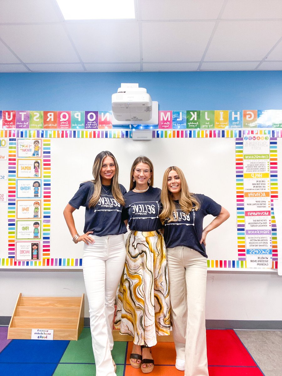 KaleighCambere's tweet photo. Had an amazing first day in 3rd grade @PrestonwoodElem 🤗#RISDFirstDay2022 #RISDBelieves https://t.co/LJGI4Eii94