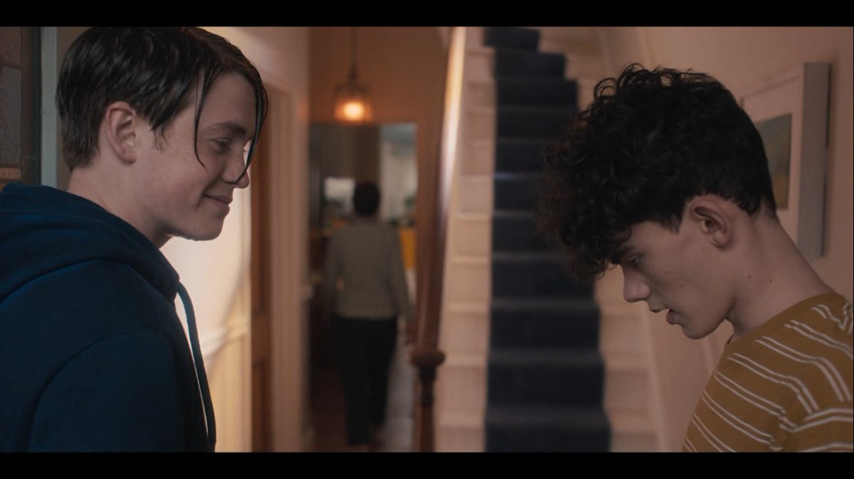 hourlyhrtstppr's tweet photo. the way nick looks at charlie <3 https://t.co/eipnxHS52R