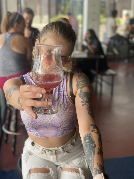 Flying to Atlanta tomorrow! First time in the south other than Florida lol let&rsquo;s gooo!! https://t.co