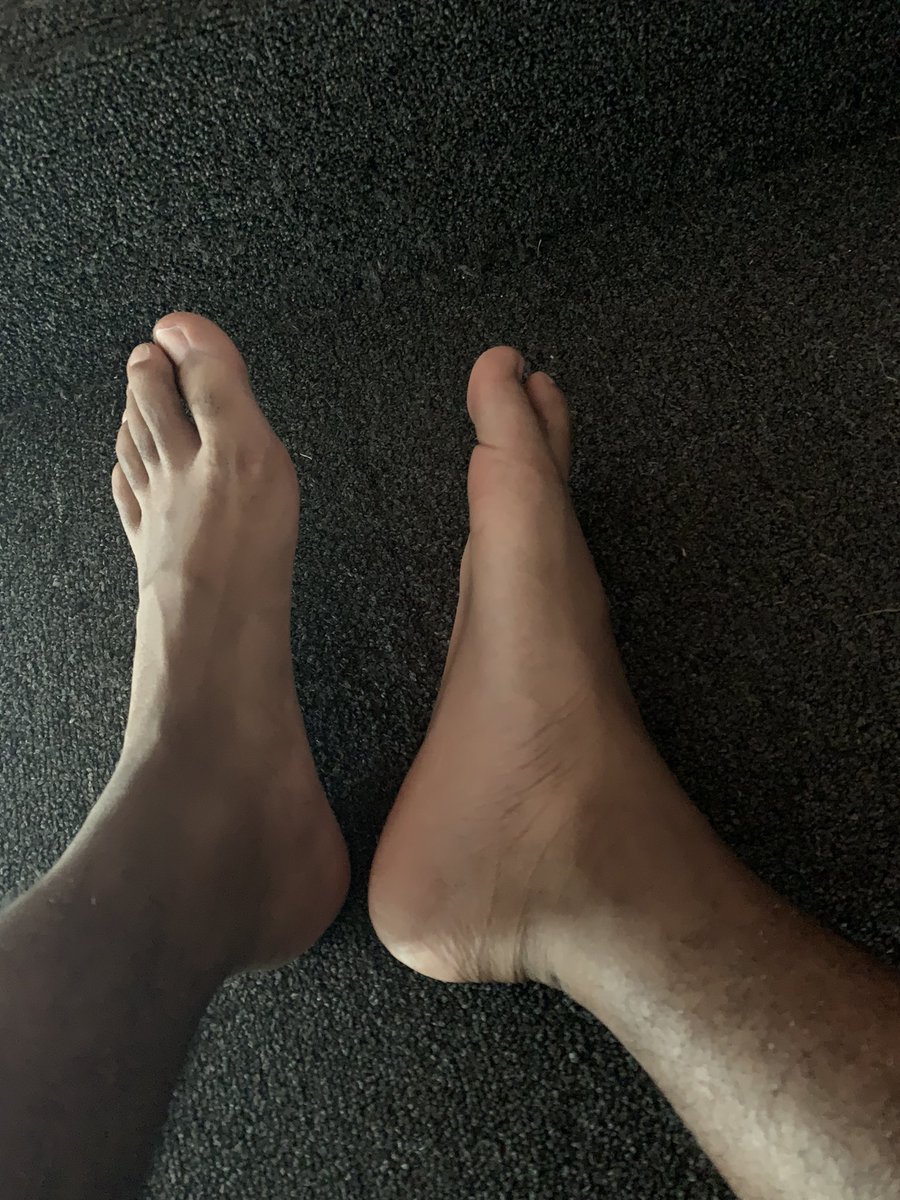 MasterCam44's tweet photo. Come clean my feet faggs😈🦶🏼 #mastercam #findom #cashmaster #cometribute https://t.co/uL9xXGWowY