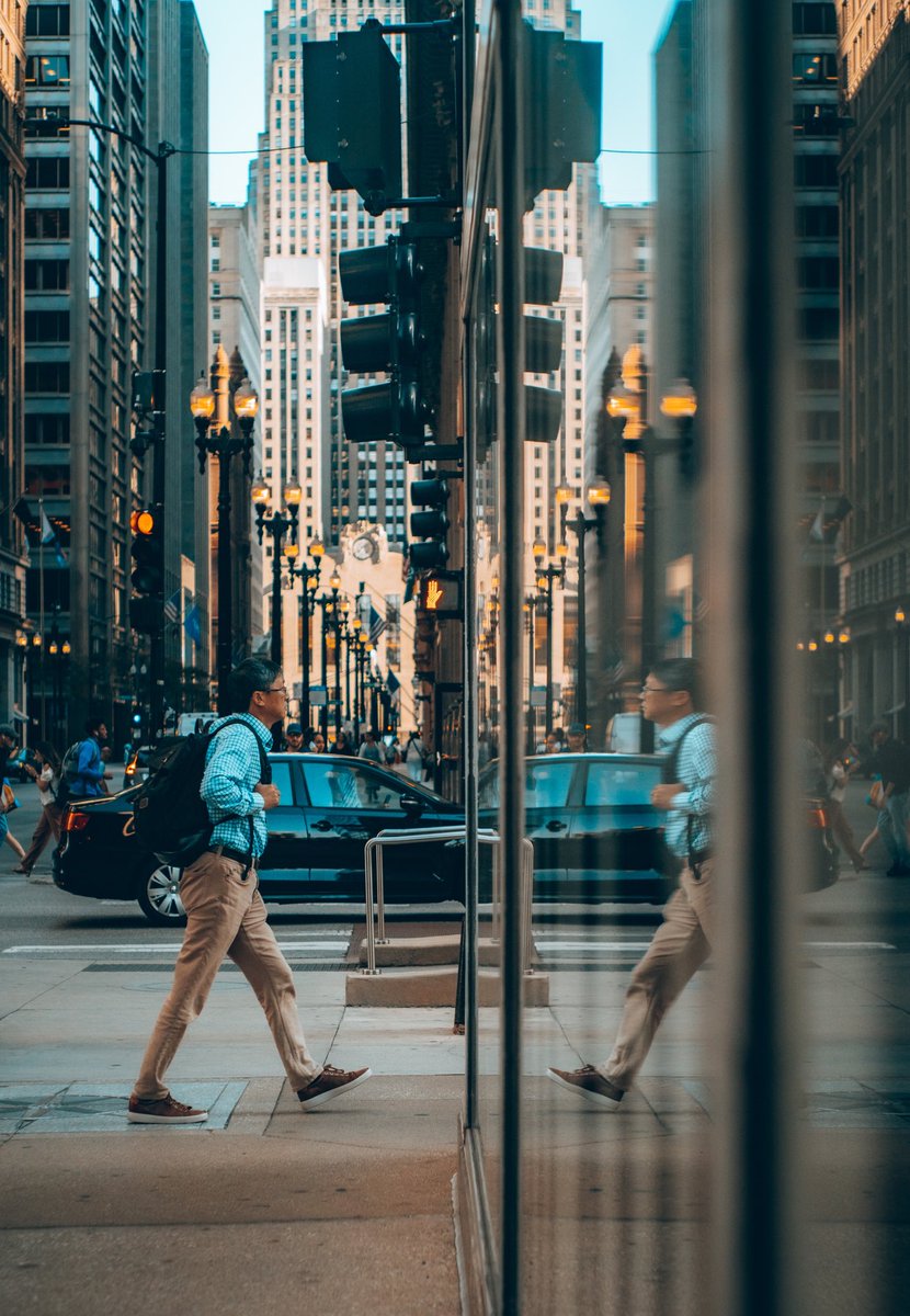 streetsrnts's tweet photo. Reflections 📸
#reflectionstories #cineandcolor #streetphotography https://t.co/kJym5EyDXY