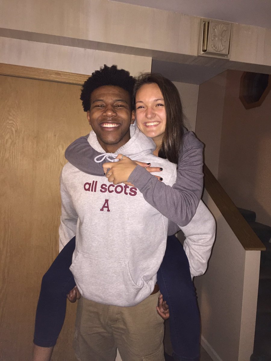 Amanda Scheibert tweet media