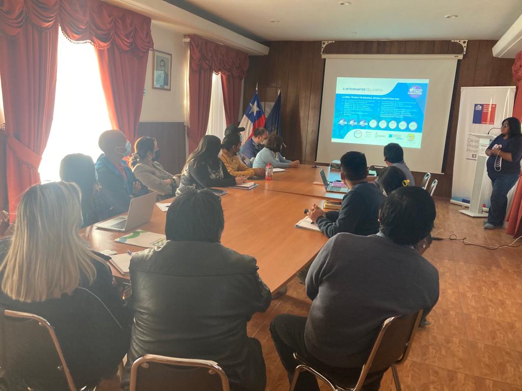 #Calama🟢Durante la jornada , Seremi de Agricultura, <a href="/celigonz/">Celia González Bravo</a> encabezó la 2° Mesa de Ganadería Camélida, que contó con asistencia de representantes de <a href="/dpploa/">Delegación Presidencial Provincial de El Loa</a> , presidente de comunidad de #Caspana, municipios de  <a href="/spamunicipal/">Municipalidad de San Pedro de Atacama</a> ,<a href="/municipiocalama/">Municipalidad Calama</a> , Ollagüe y <a href="/FSP_Antofagasta/">Fundación Superación Pobreza Antofagasta</a>