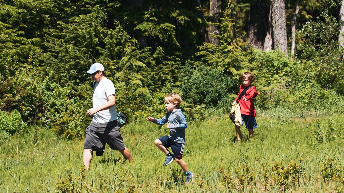TourismMW's tweet photo. Check out the epic event line up @MountWashington this week! From Learn to Ride Wednesday to Yoga, from the Night Race Series to Family Friday, and Music in the Mountains! Come stay and play: https://t.co/h3RGBFK9vZ https://t.co/KXK0W2eY5k