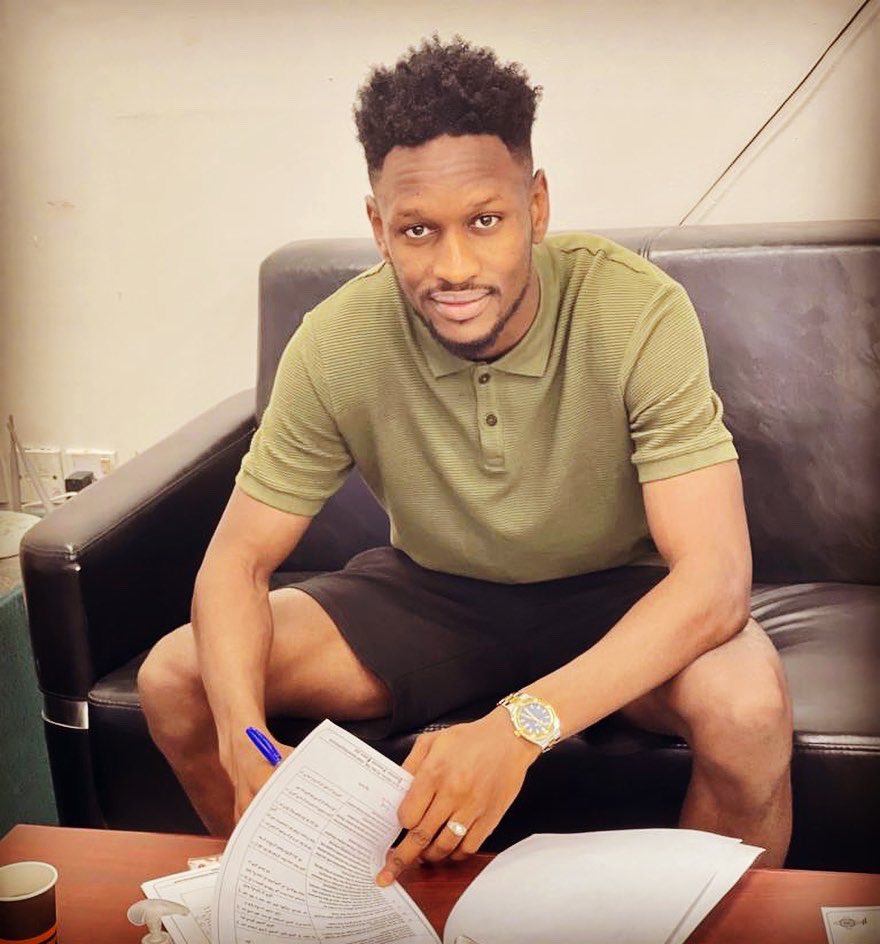 sylaye04's tweet photo. New challenge alhamdoulilah 
@tawon_club🇦🇪 #thankgodforeverything 🙏🏾 https://t.co/96kjE5KM5D