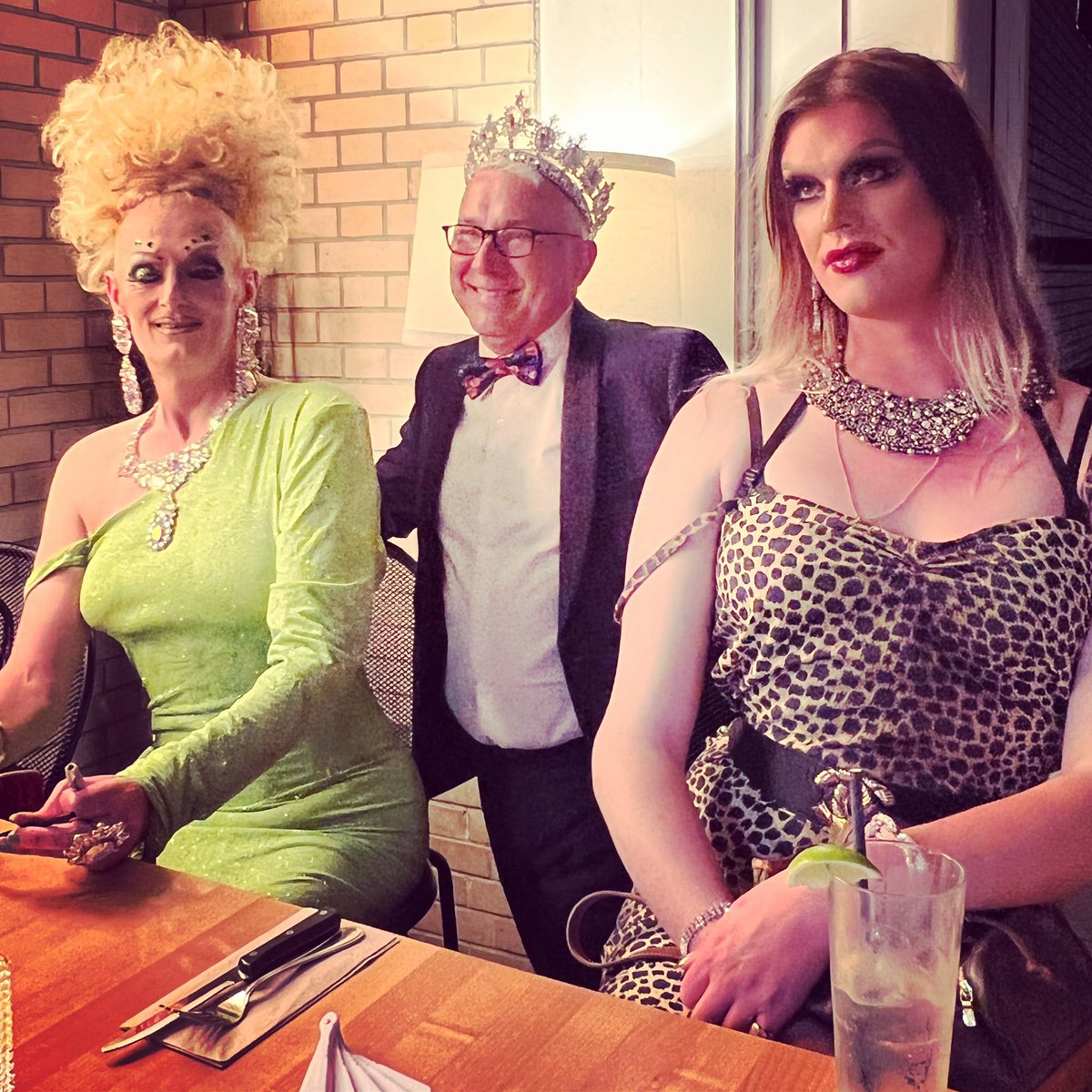 DMSVancouver's tweet photo. The @DMSVancouver was proud to support #LanternFilms opening night premiere of the #EmpressofVancouver  👑 Next available showing is at @VIFFest Sept. 9-15 tix avail https://t.co/KMqlW0Yu9c #queer #queerart #queerfilm #vqff22 #viff22 https://t.co/o8IV4jW78Z