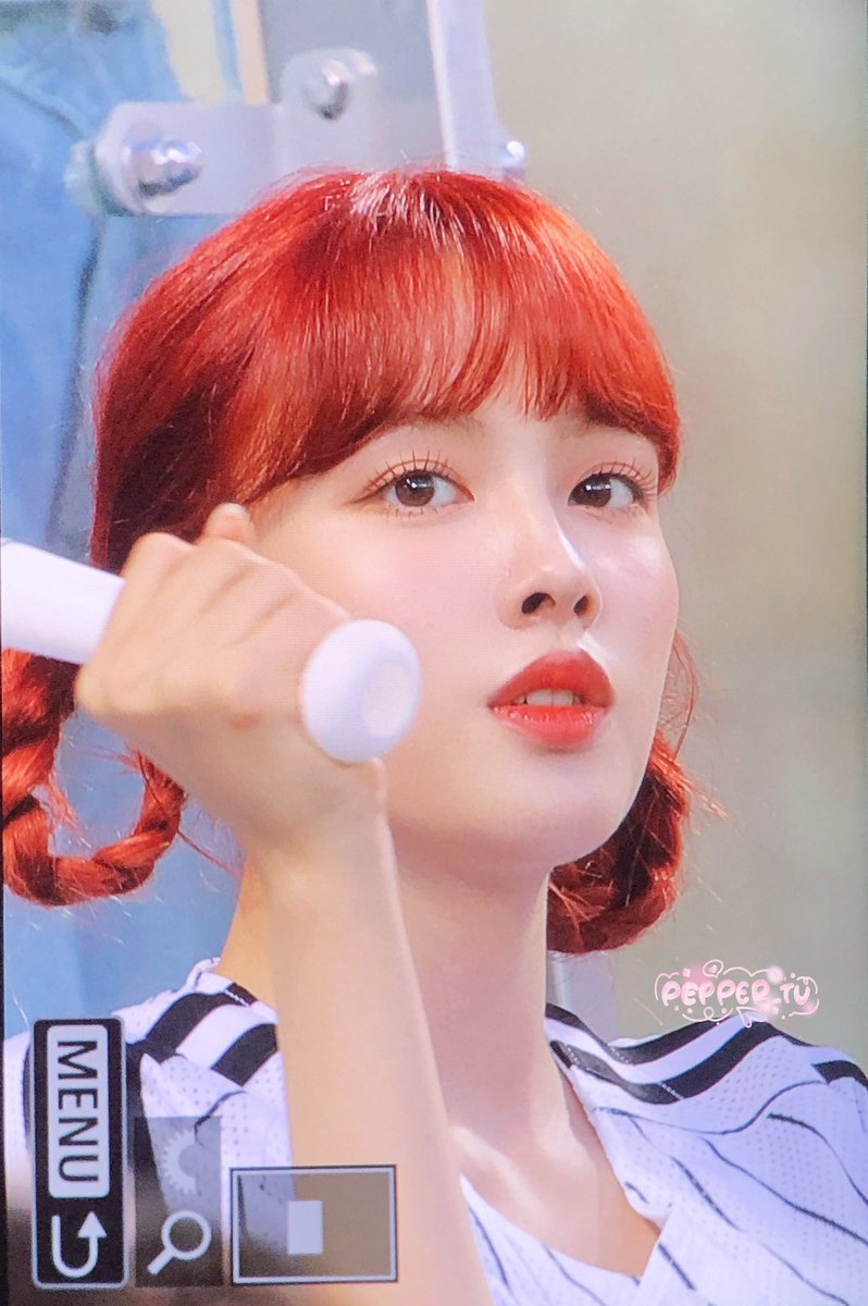 not fair how she’s so cute and pretty