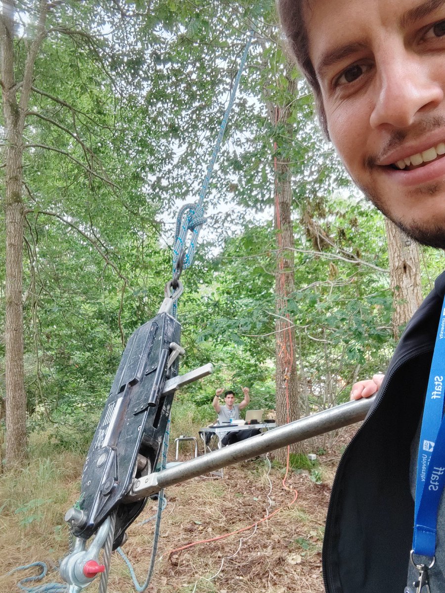 MatteoCiantia's tweet photo. After a worm break in 🇮🇹 back 2 work...
#Day1 ➡️ field testing @DundeeBotanics
#trees #stability #TreeStabilty #PullTests
I❤️myJob https://t.co/toRJLxHDS6