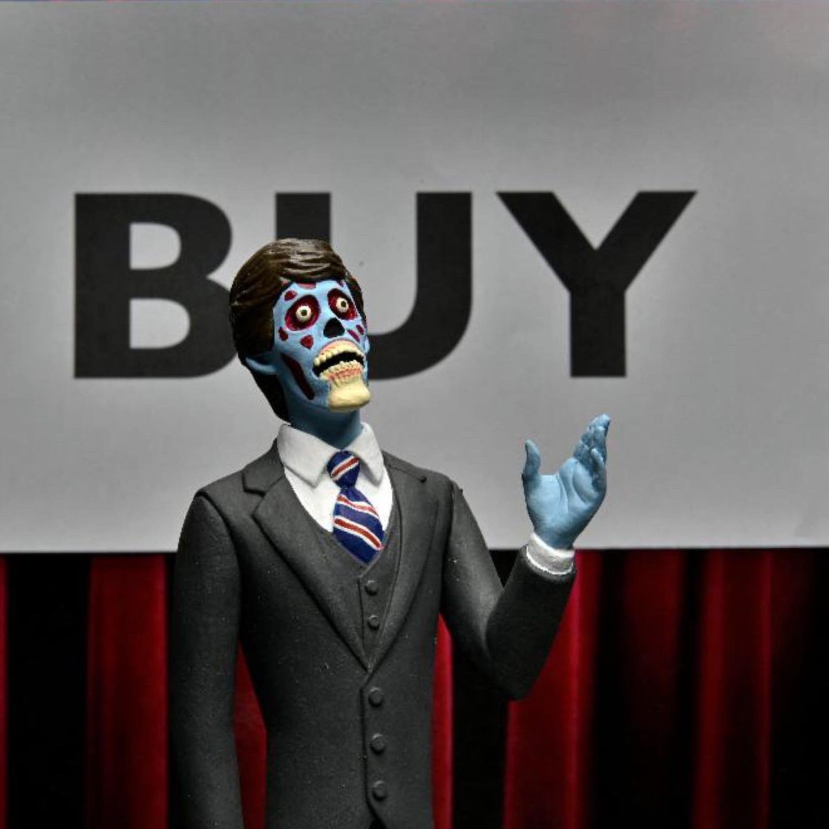 TimeBombToys's tweet photo. Series 7 of NECA’s awesome Toony Terrors line is now up for preorder on our site. Featuring Shorty (Killer Klowns from Outer Space), Scott Howard (Teen Wolf), Alien (They Live), and Ghouliana (The Beauty of Horror). https://t.co/ZSuwllqewA