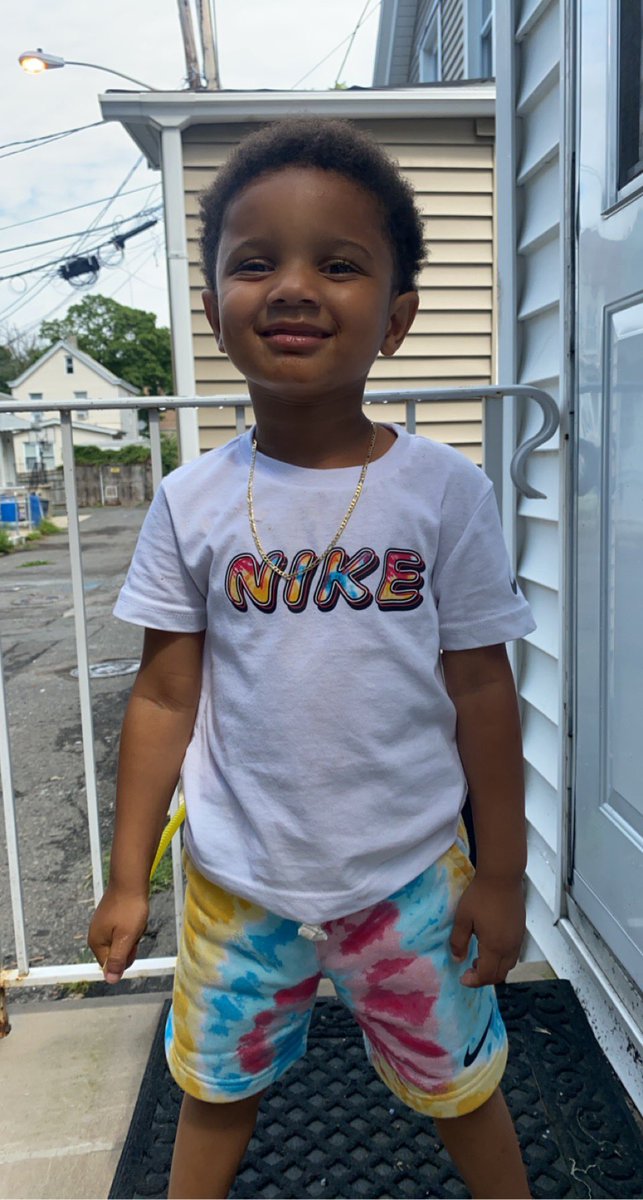 My Zy💙 
His Dads Son Omgg😩 Took That Man Whole Face🤦🏽‍♀️