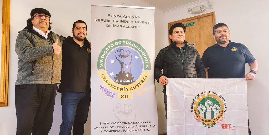 🇨🇱 #Chile #NegociacionCCU ✅️
Un excelente 6% Real (reajuste sobre el IPC), 90% de aumento en algunos bonos y nuevas cláusulas conquistan trabajadores <a href="/SindAustral/">austral patagona</a> con apoyo de <a href="/ccu_federacion/">Federación Nacional de Trabajadores/as de la CCU</a>
¡Felicitaciones compañeros!
Un honor acompañarlos 
Info👇aquí
federacionccu.cl/2022/08/16/chi…