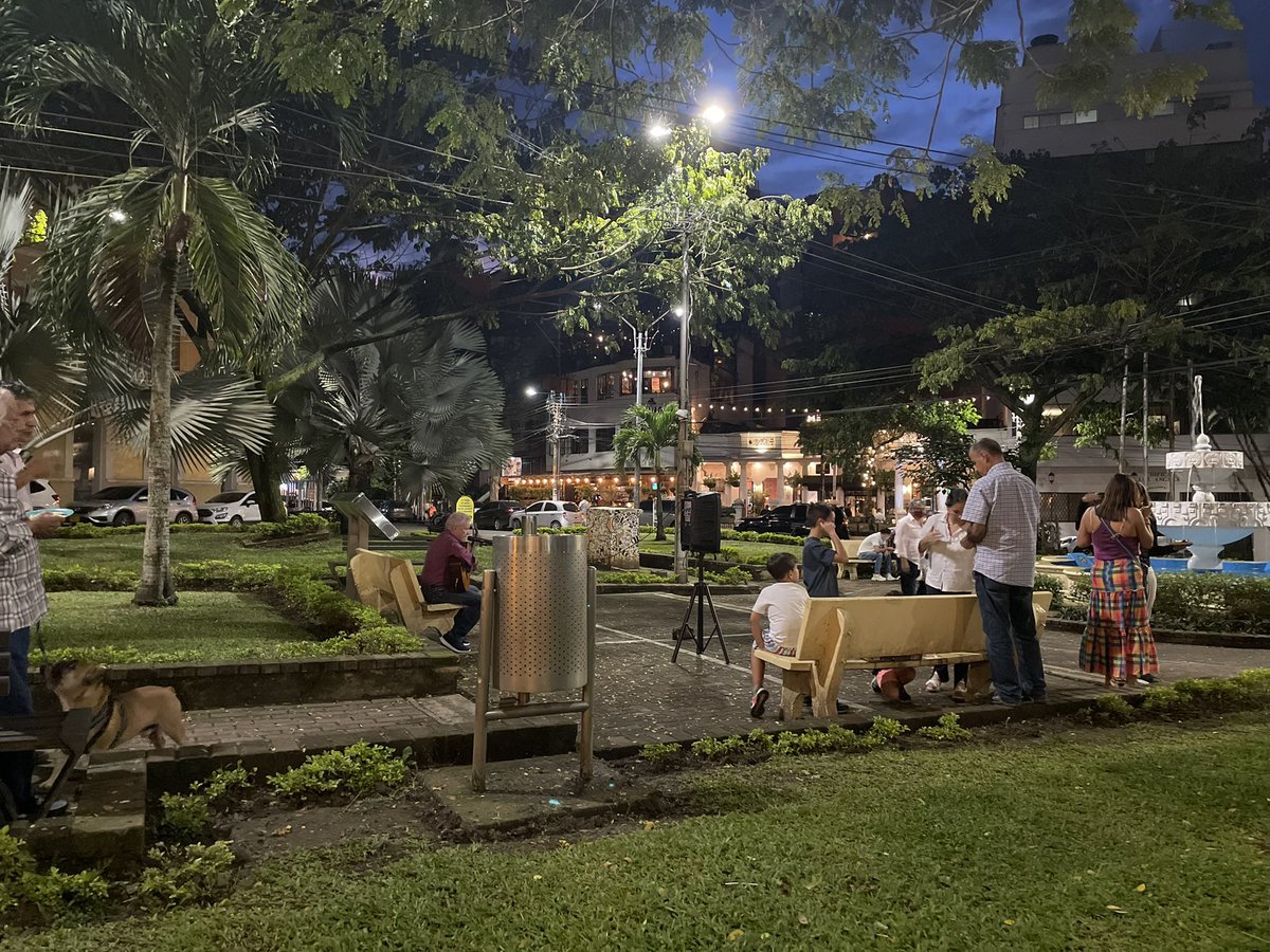 SiClancy's tweet photo. Adios Colombia, you wonderful country full of amazing people, great food, &amp; crazy drivers! A magic three weeks of edgy cities, deserted desert islands, mad tropical storms, the best restaurant ever, stunning street art &amp; amazing company. Shoutout to Cali: what a place #garyjohn https://t.co/b0ysHfHQ6R