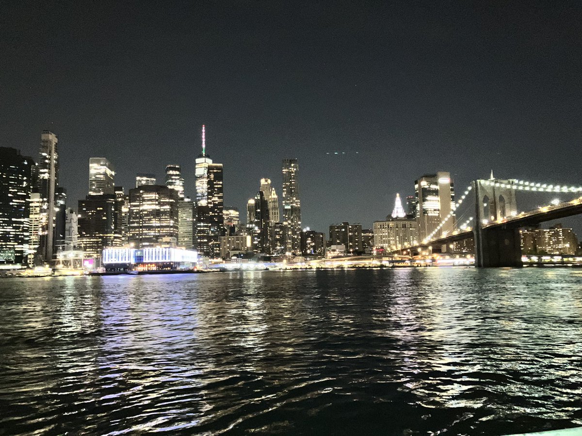 Pfr5103's tweet photo. NY was fun had a great time back to boring ass Seattle but I will be back https://t.co/IKk5TVhwdW