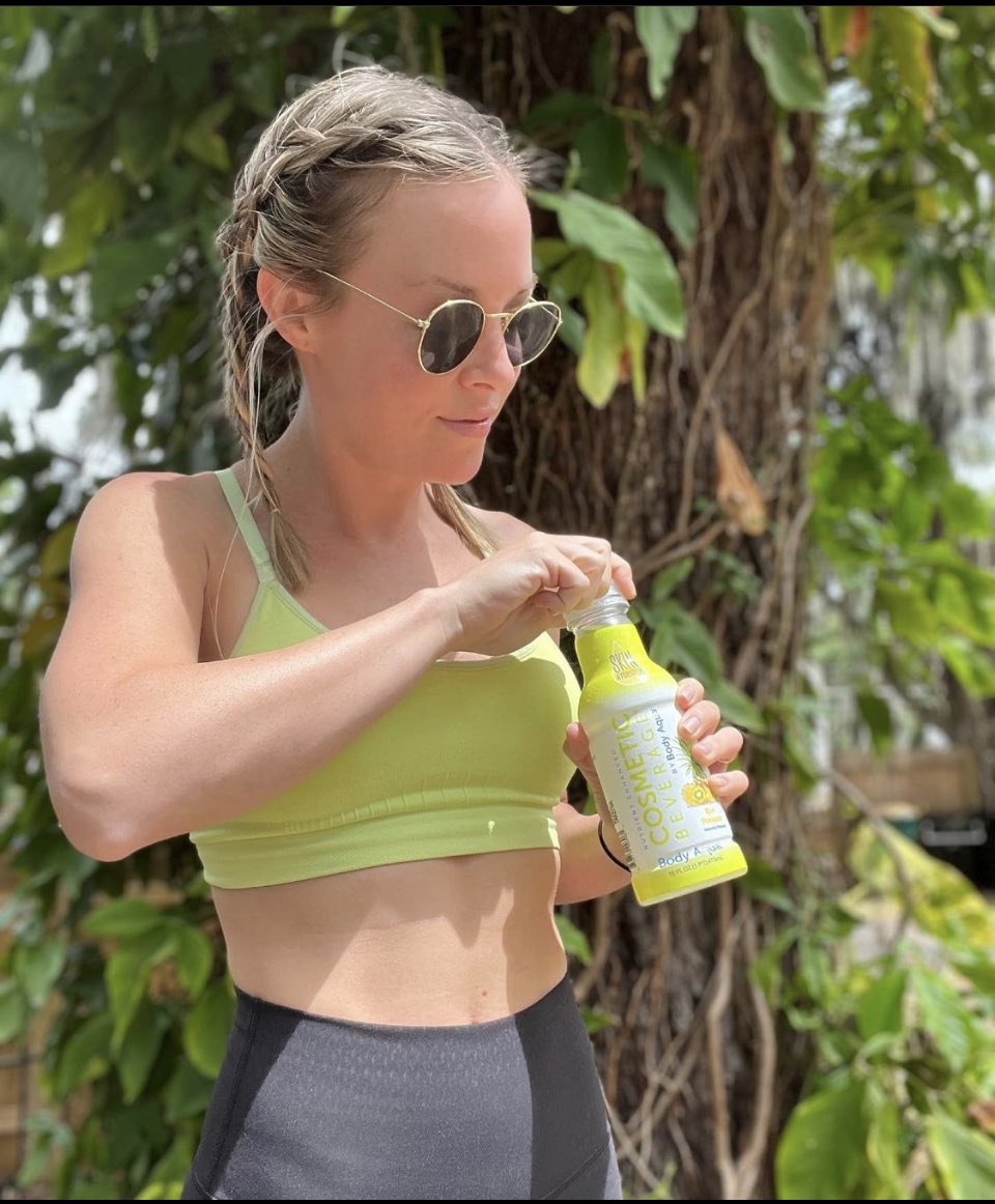 BodyAqua's tweet image. Adding Vitamin B12 to your daily diet can benefit your body is impressive ways: 
💪Gives you a natural energy boost
💪Helps improve memory
💪Can improve your mood
💪Supports heart and bone health 
💪And so much more

Every bottle of @bodyaqua’s Cosmetic Beverage