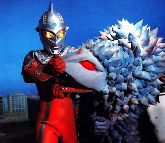 kaiju_tokusatsu's tweet photo. https://t.co/C9Oo6avRDz
How was the Dancan suit designed and made with the "lion dance prop" method applied to it?
#Dancan #Ultraseven #TokusatsuKaijuMaking https://t.co/IGC34ORHfb