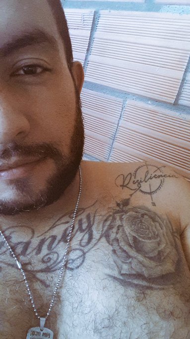 Buenas noches gente 💥 https://t.co/KDC6JjXyu0