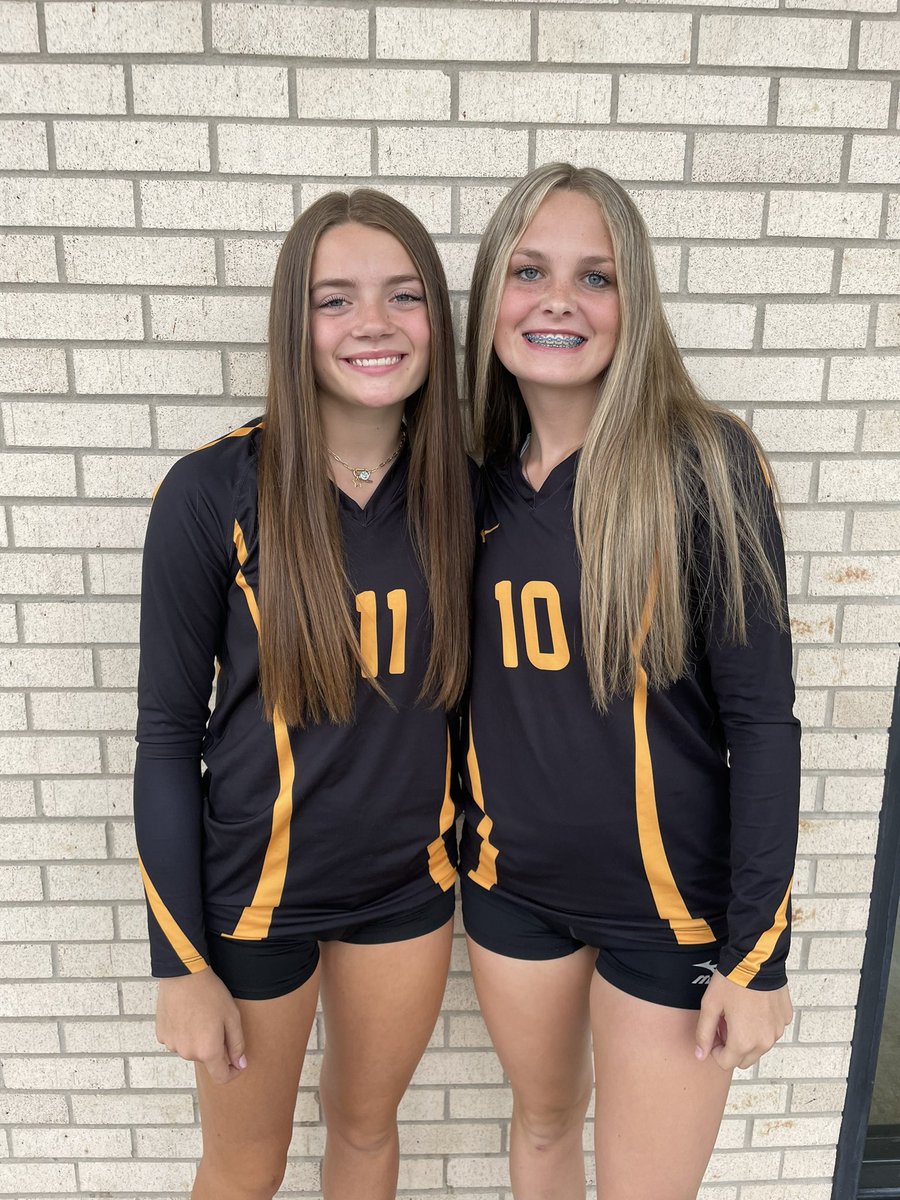 Introducing our 2022 🏐 Freshman Team Captains, <a href="/lilywaterman29/">Lily Waterman</a> <a href="/KellerJaylin/">Jaylin Keller</a>