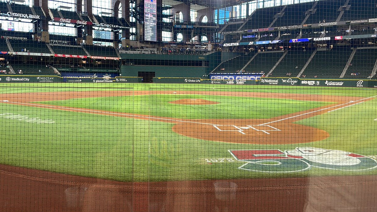 Catching a baseball game tonight

Let’s go Oakland