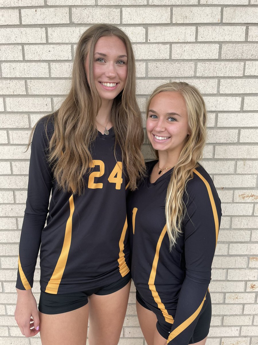 LadyJacketVball's tweet photo. Introducing our 2022 Varsity Team Captains, @JaidynCollins3 @addyrebmann https://t.co/SVmW8DeD5V