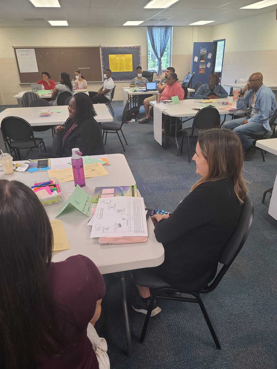 HCSInduction's tweet photo. @Work_The_Math trains our newly-appointed @HamptonCSchools mentors! #weareHCS #TLHCS https://t.co/vXwsMoRrGS